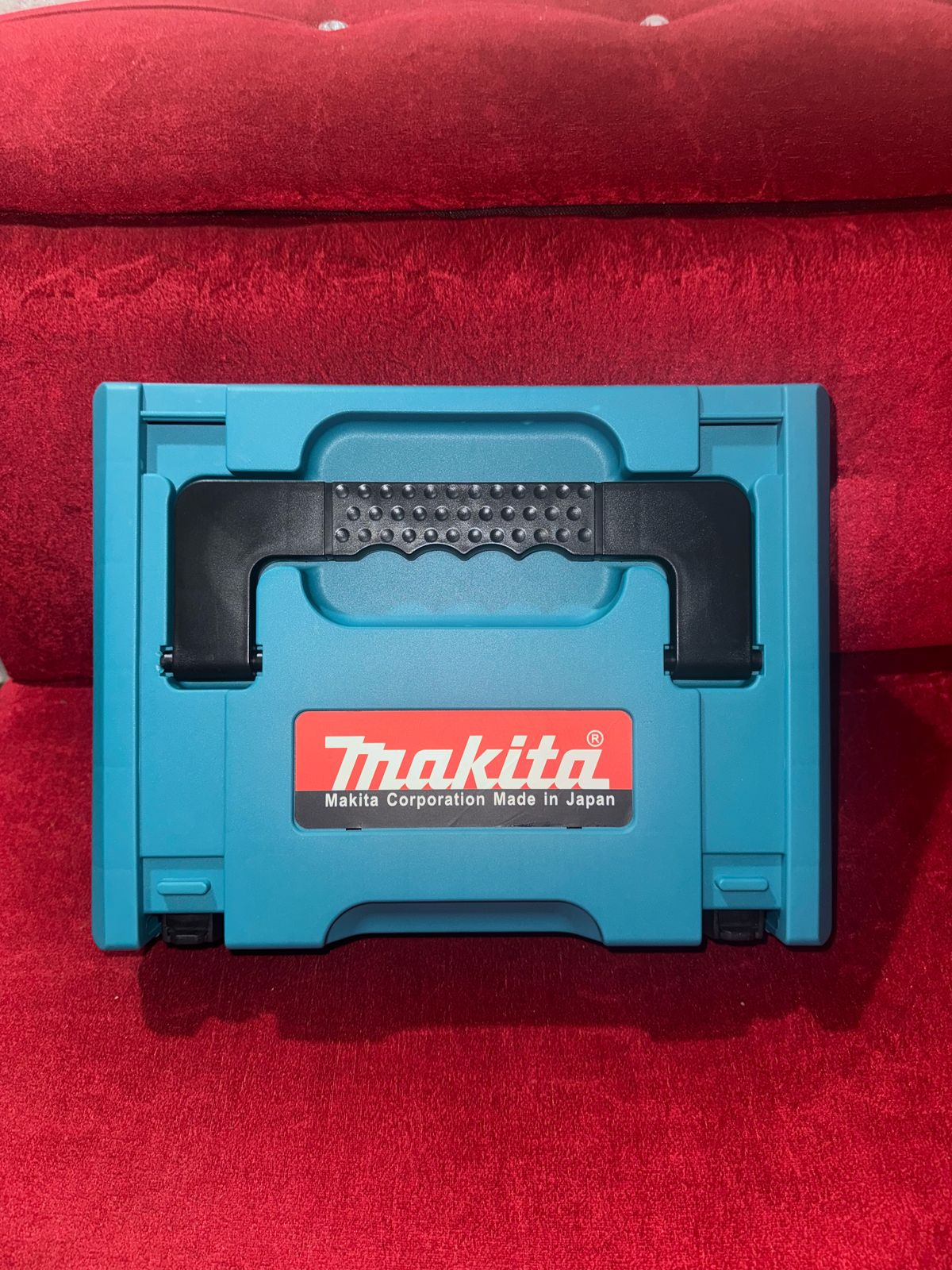 1/2  taladro makita  48 v